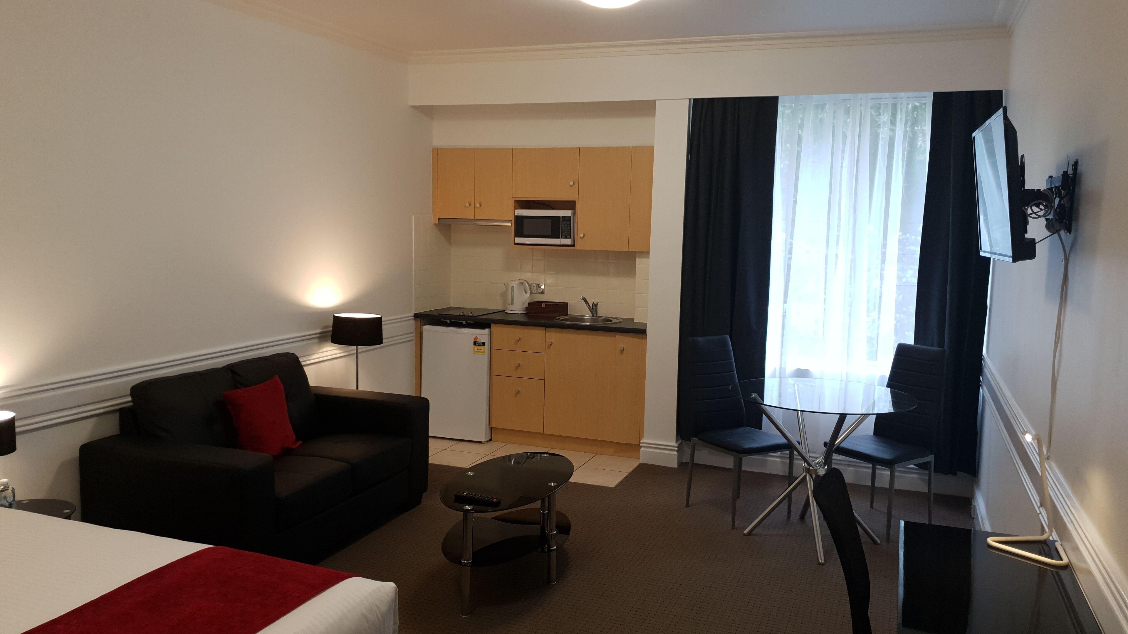 Melbourne Kew Central Apartments Official, Melbourne